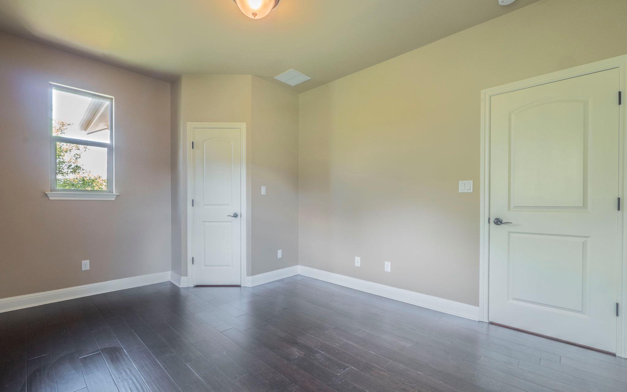101 Stephanie Ln, Austin, TX 78738