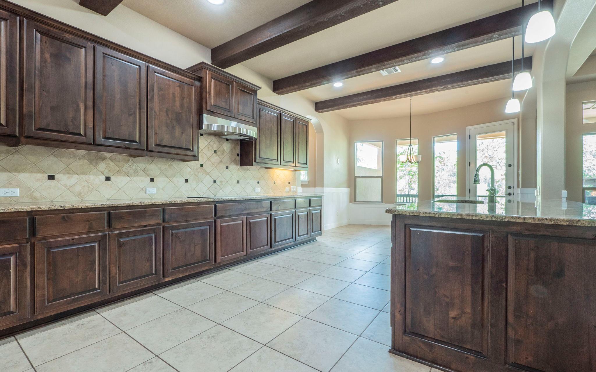 101 Stephanie Ln, Austin, TX 78738