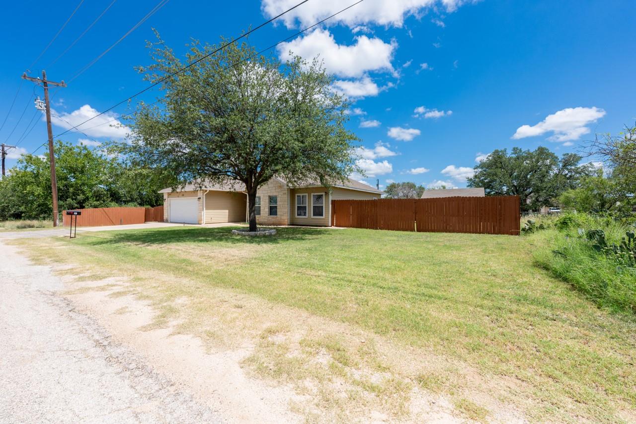 126 Driftwood Dr, Granite Shoals, TX 78654
