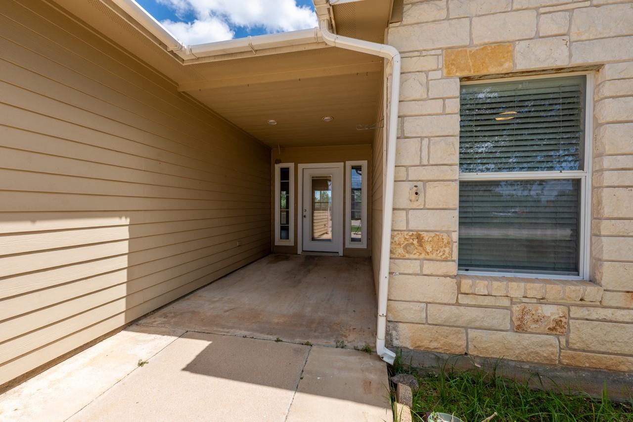 126 Driftwood Dr, Granite Shoals, TX 78654