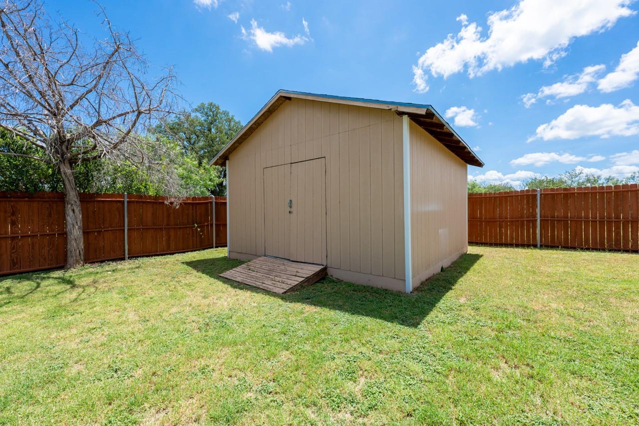 126 Driftwood Dr, Granite Shoals, TX 78654