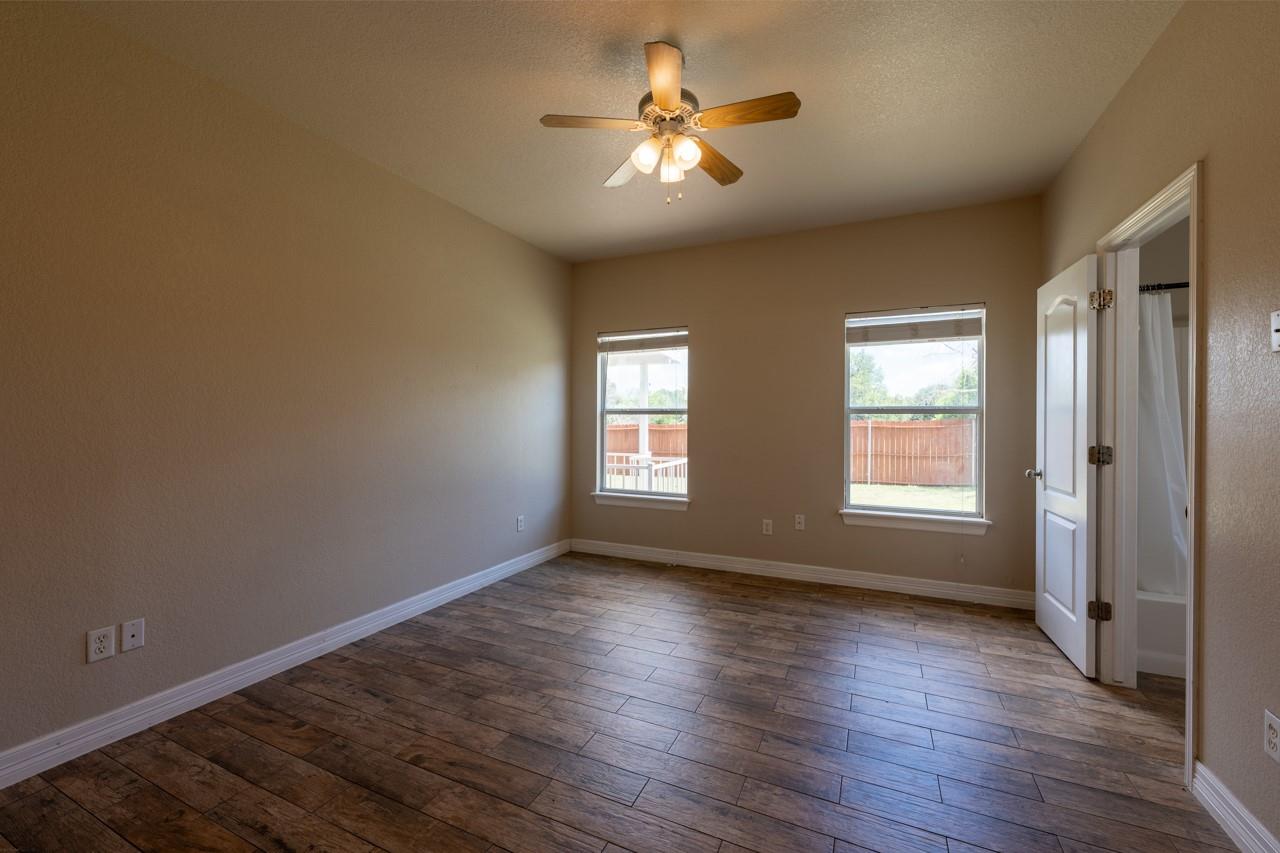 126 Driftwood Dr, Granite Shoals, TX 78654