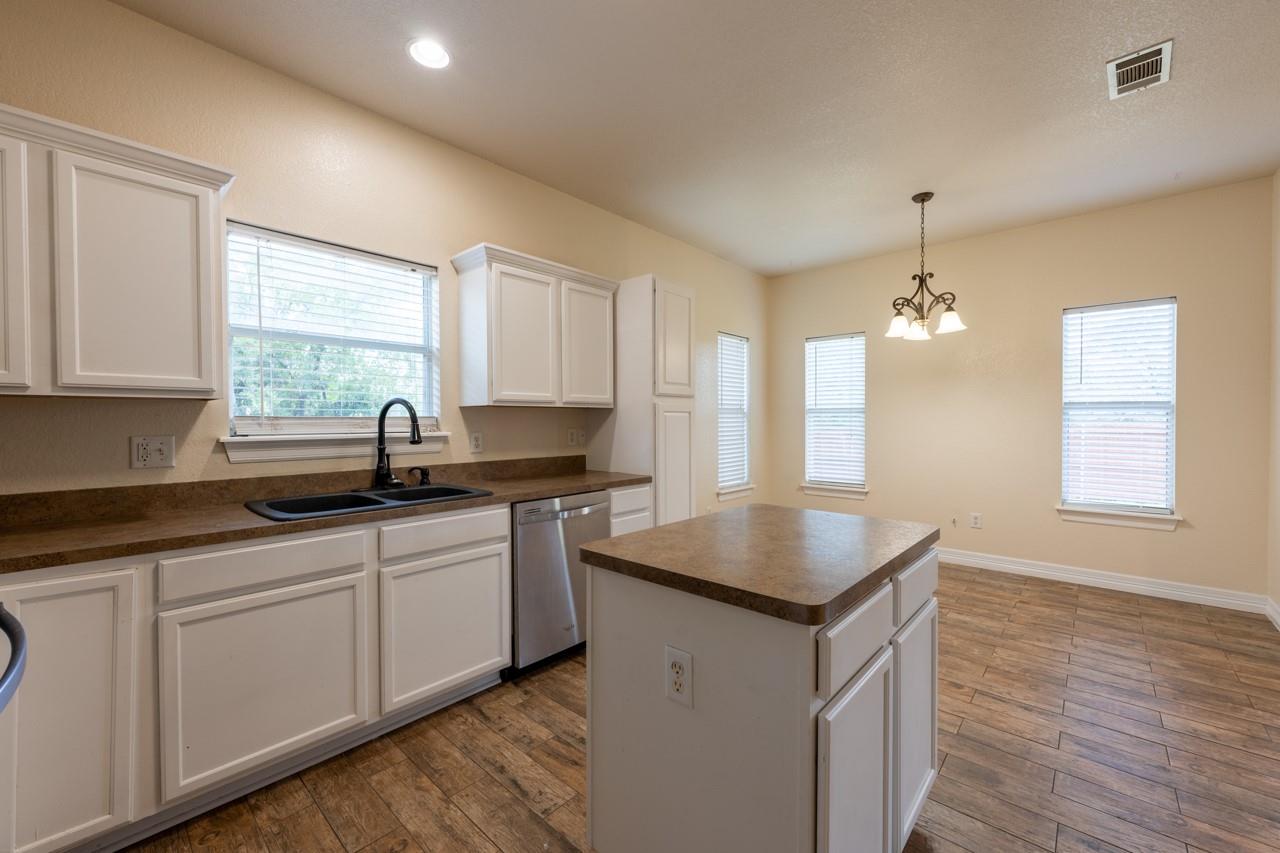 126 Driftwood Dr, Granite Shoals, TX 78654