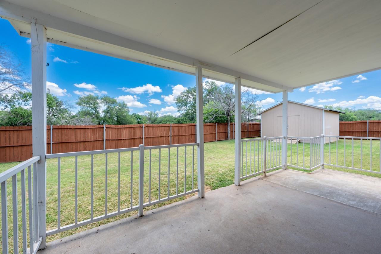 126 Driftwood Dr, Granite Shoals, TX 78654
