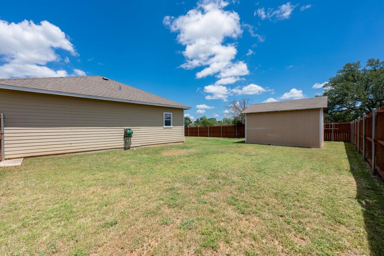 126 Driftwood Dr, Granite Shoals, TX 78654