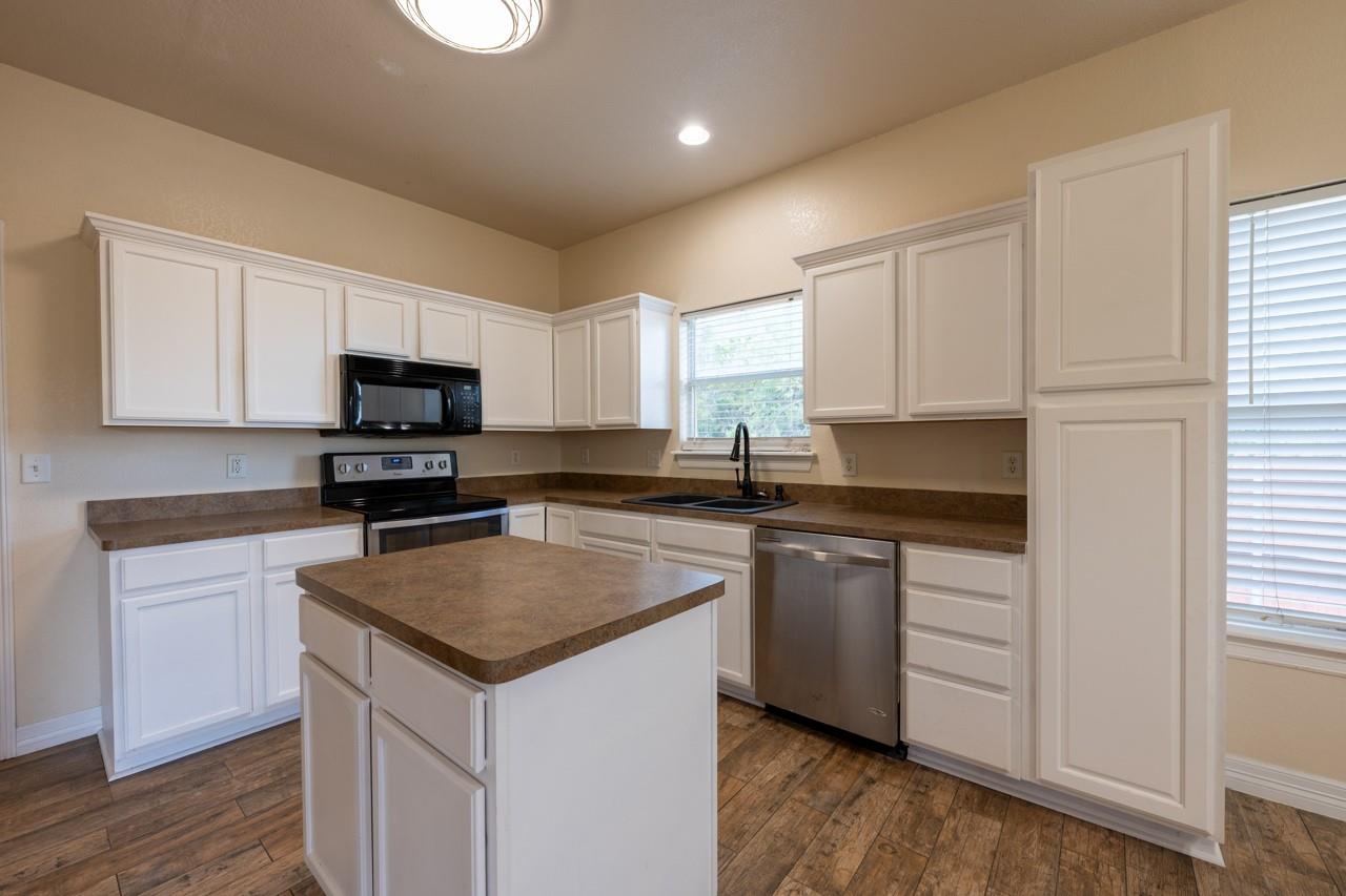 126 Driftwood Dr, Granite Shoals, TX 78654