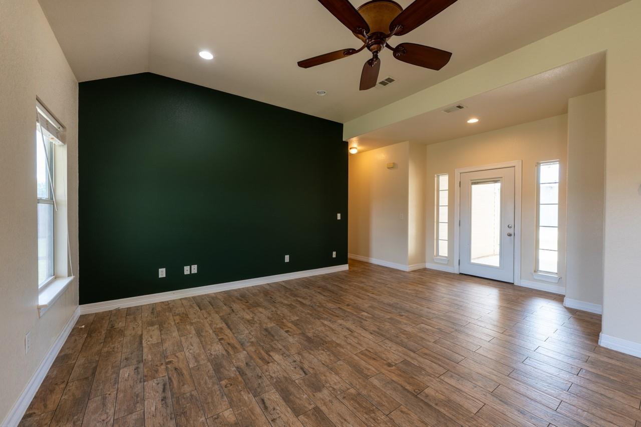 126 Driftwood Dr, Granite Shoals, TX 78654