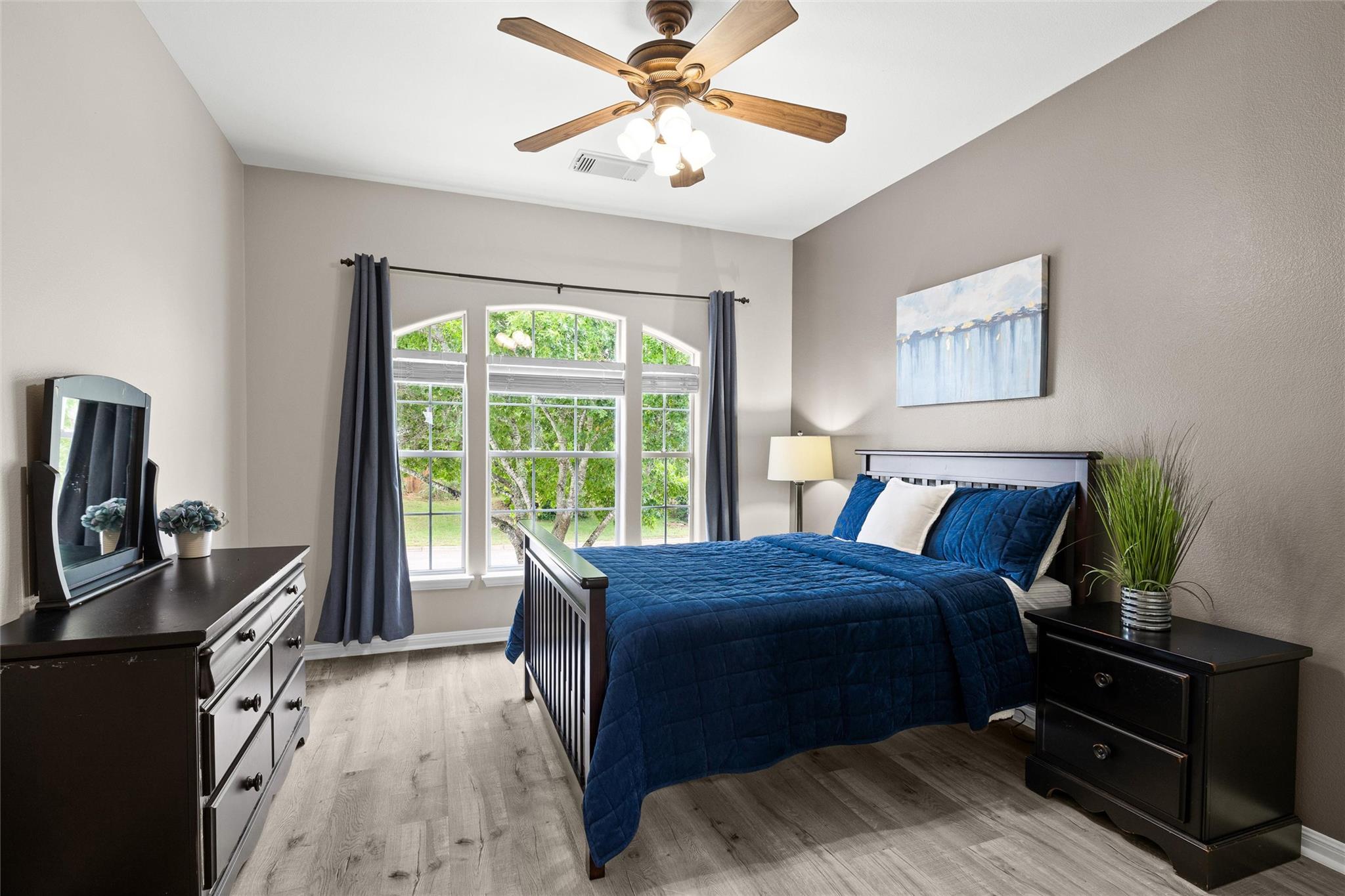 291 Torrington Dr, Austin, TX 78737