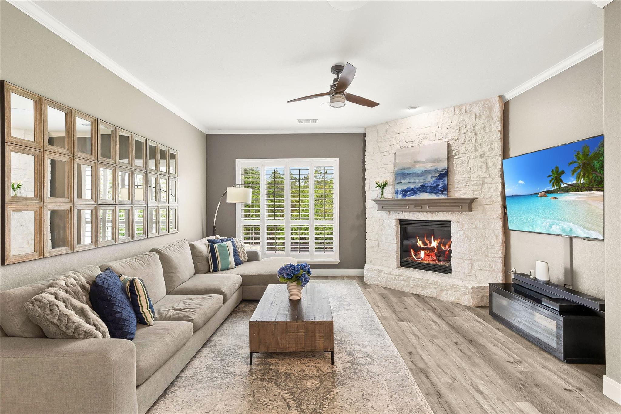 291 Torrington Dr, Austin, TX 78737