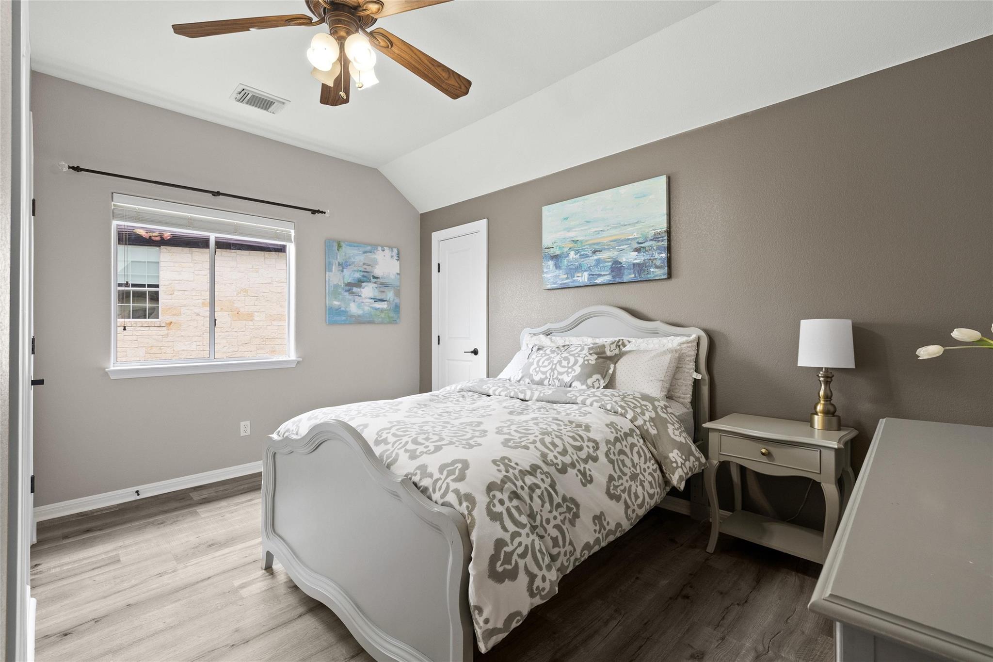 291 Torrington Dr, Austin, TX 78737