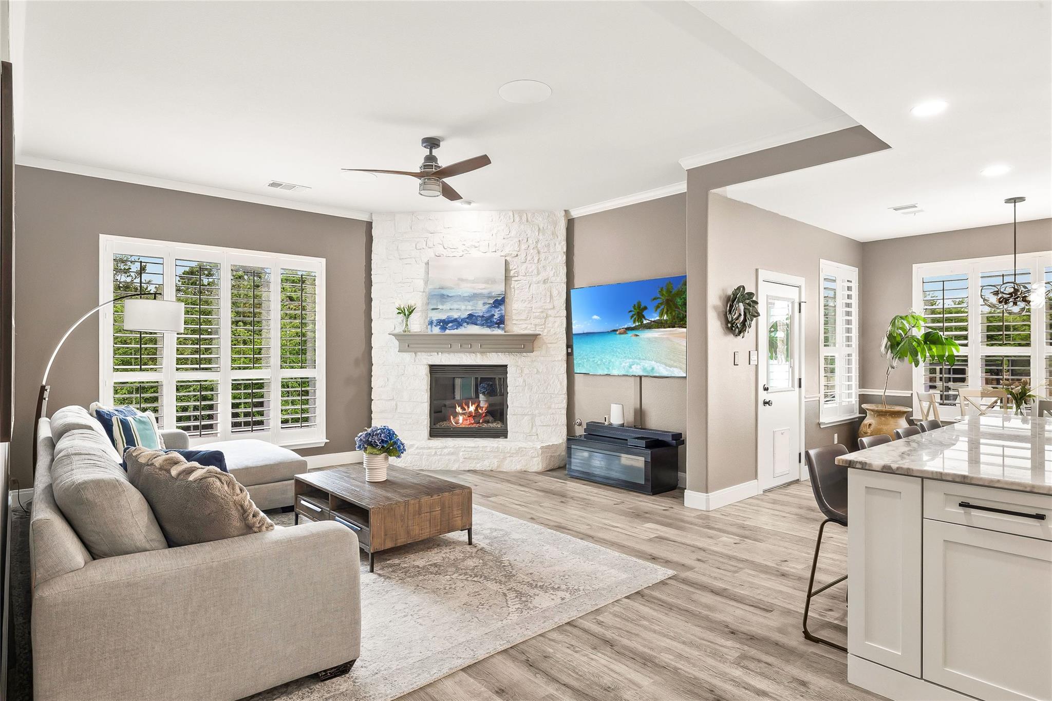 291 Torrington Dr, Austin, TX 78737