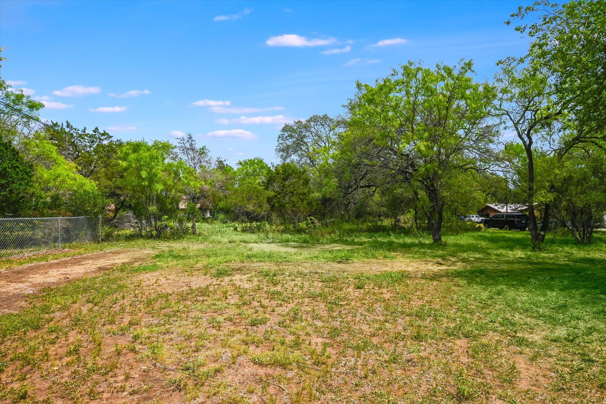 614 Maple Ln, Cottonwood Shores, TX 78657