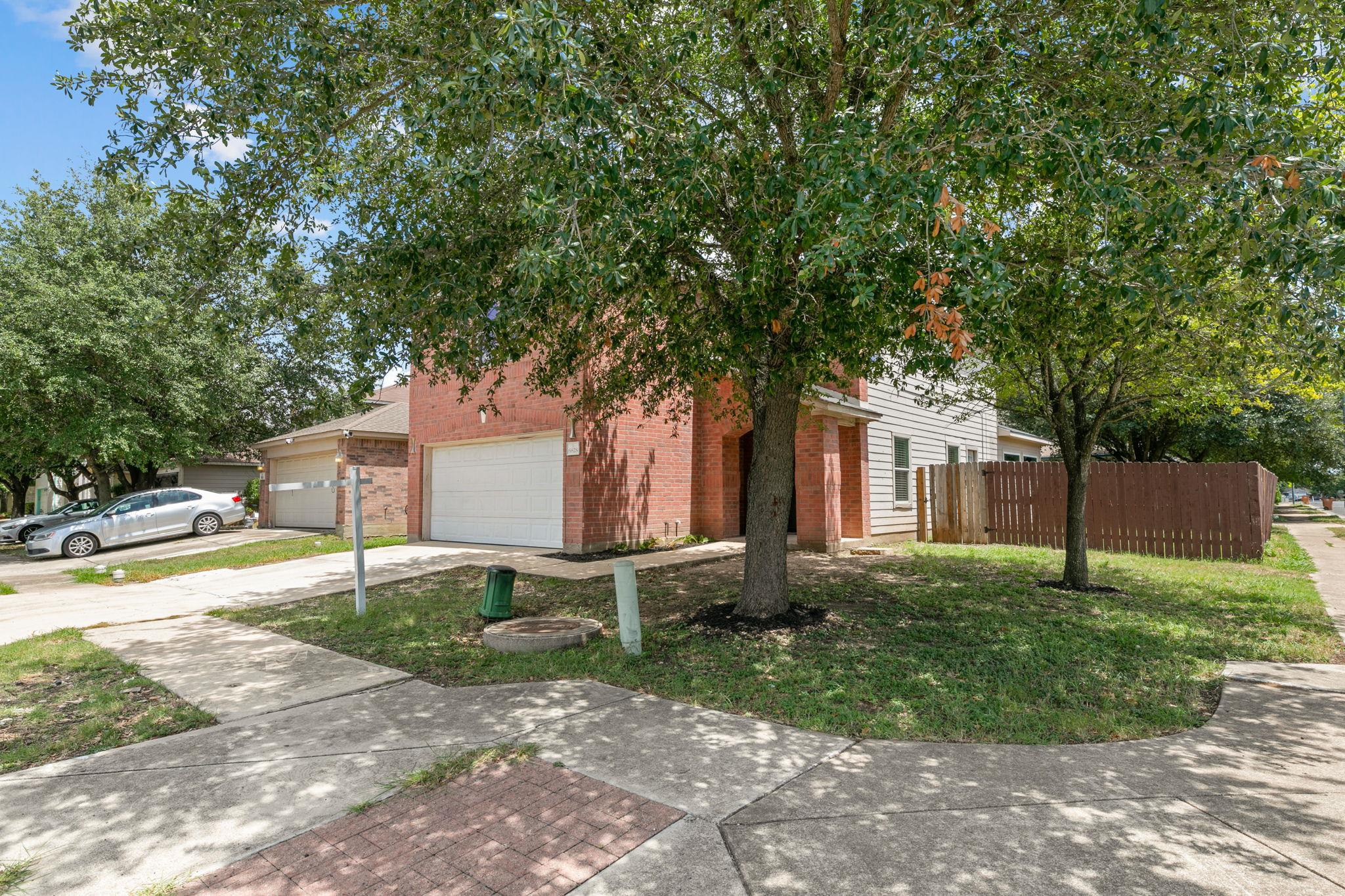 6828 Walkup Ln, Austin, TX 78747