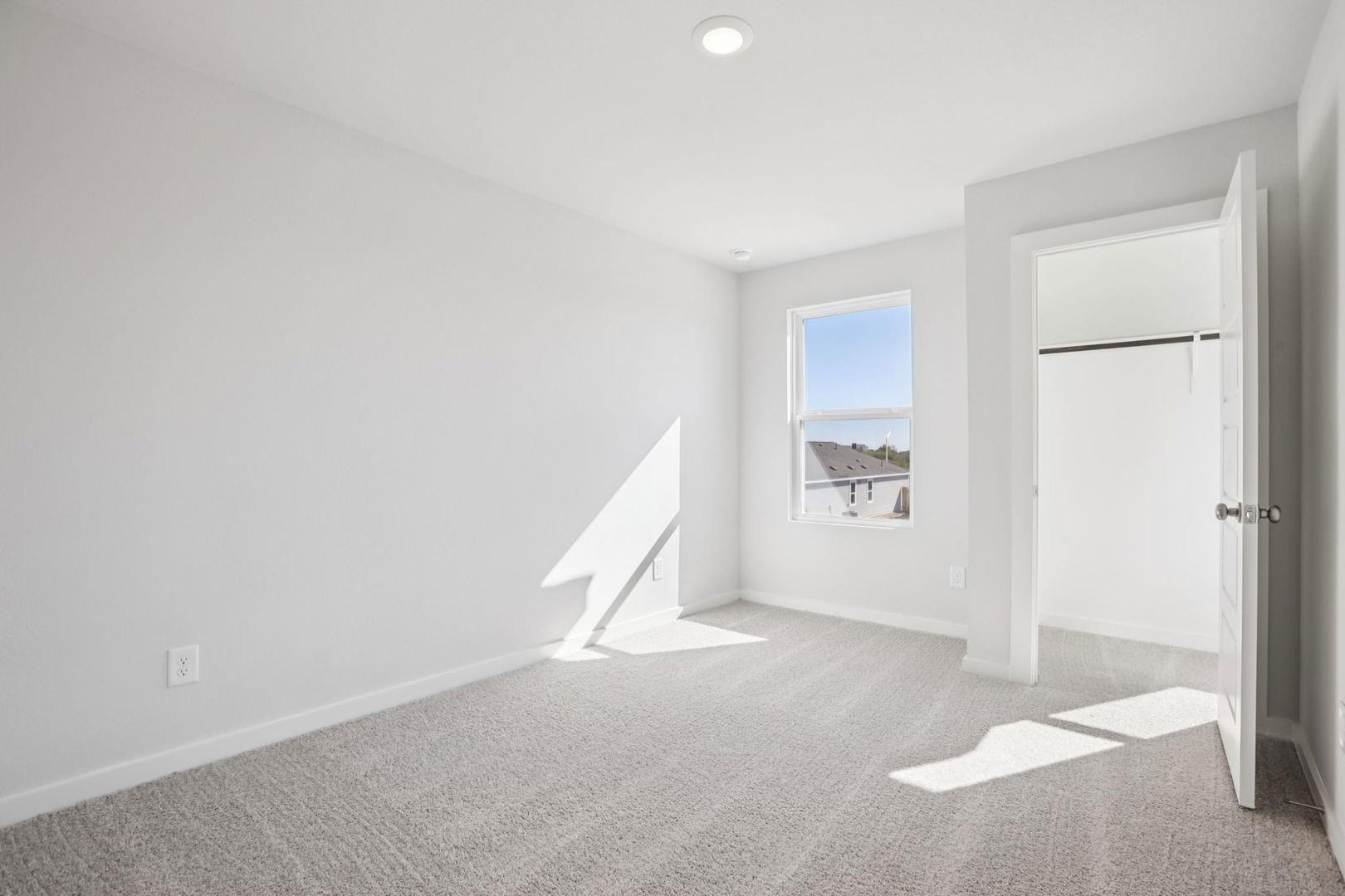 144 Cutleaf Cv, San Marcos, TX 78666