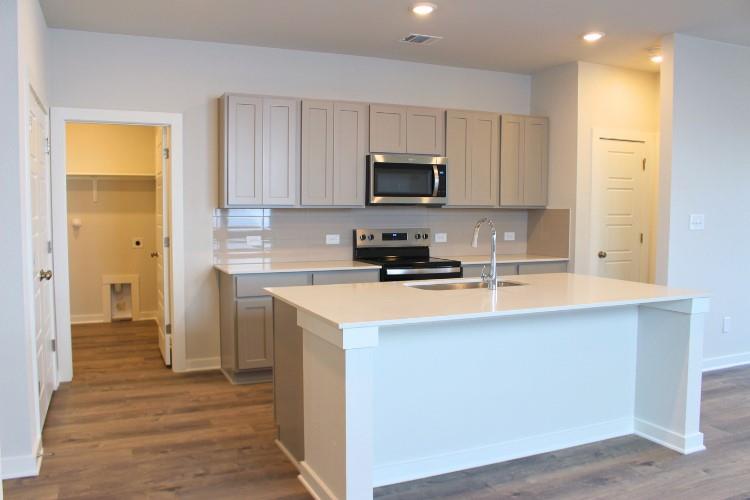 144 Cutleaf Cv, San Marcos, TX 78666