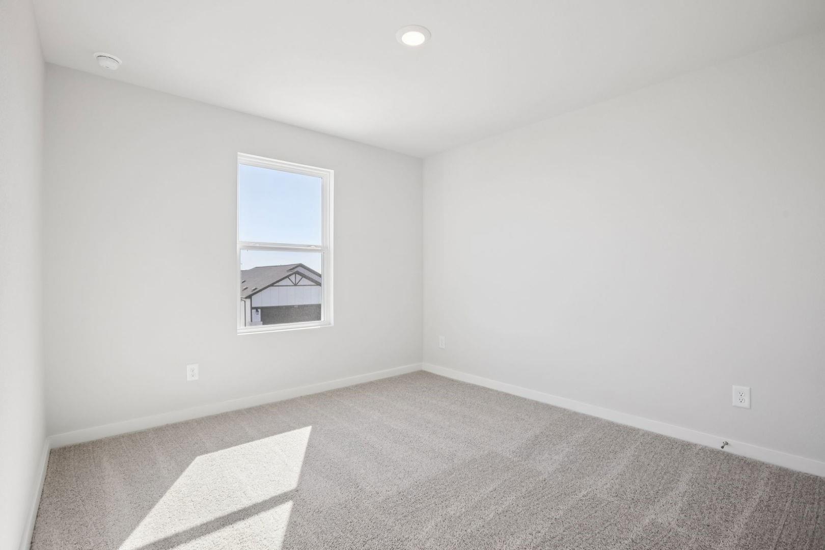 144 Cutleaf Cv, San Marcos, TX 78666