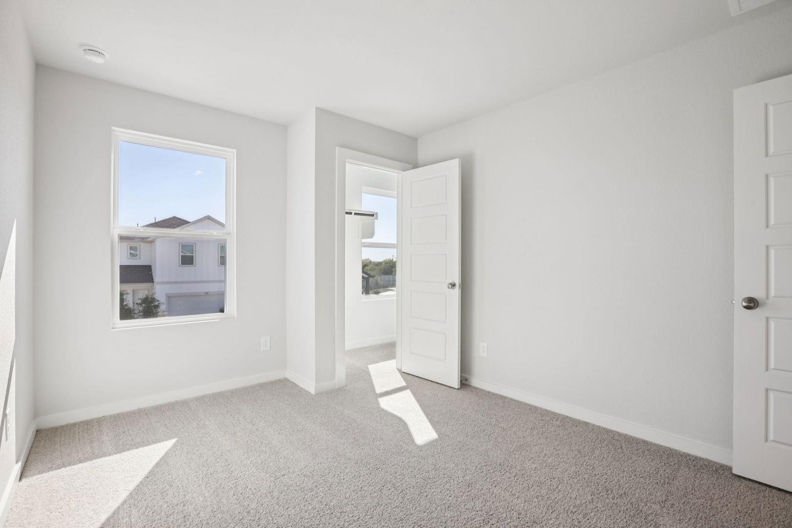 144 Cutleaf Cv, San Marcos, TX 78666