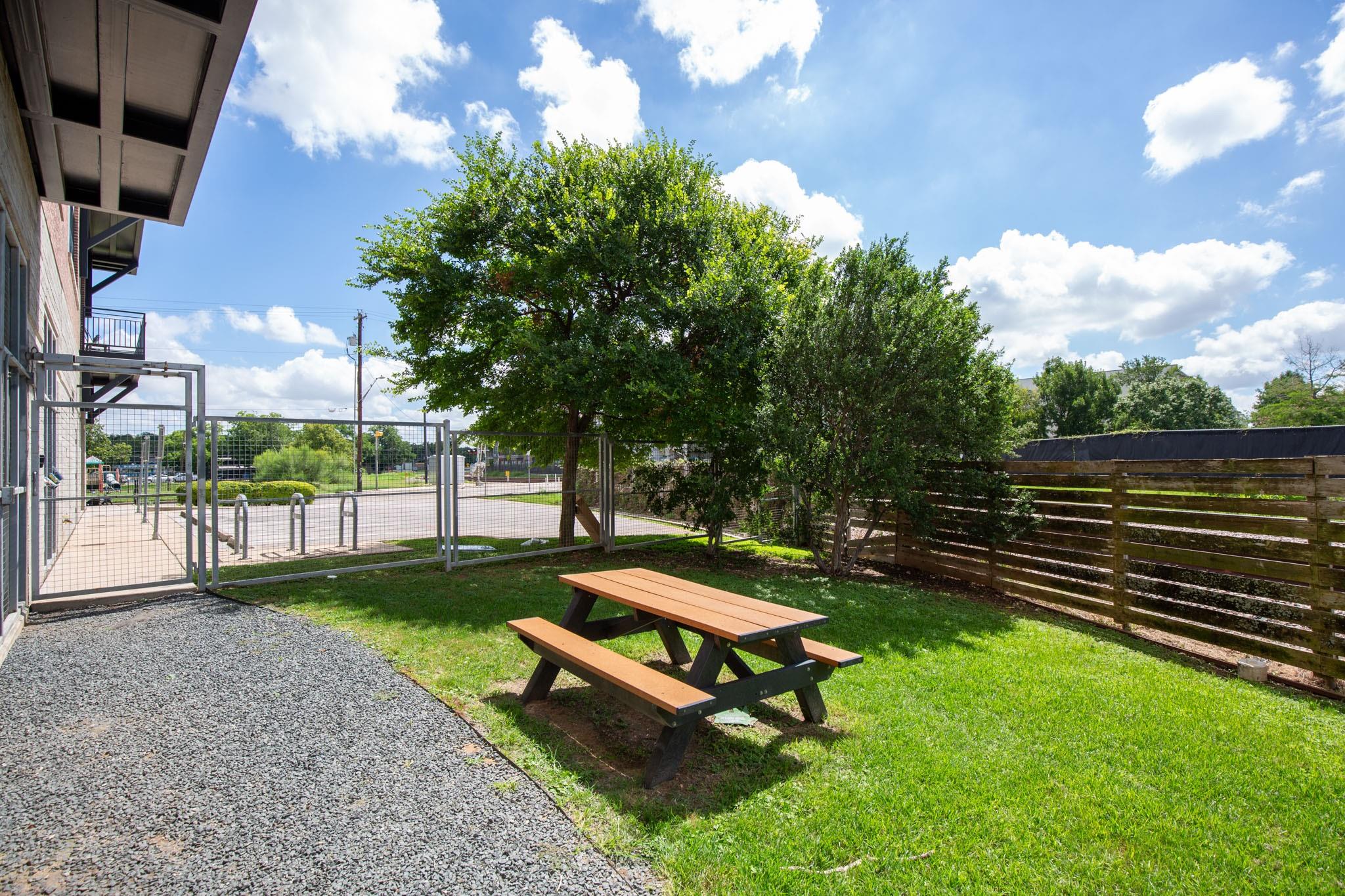 2235 E 6th St E # 204, Austin, TX 78702