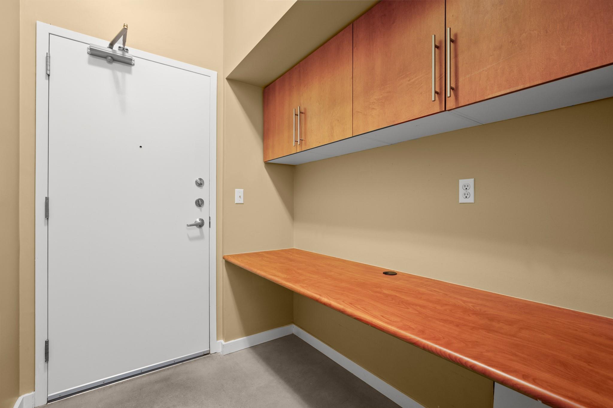 2235 E 6th St E # 204, Austin, TX 78702