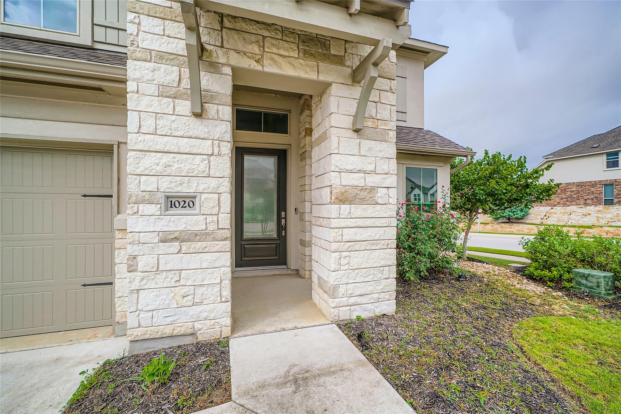 1020 Birchbrooke Dr, Leander, TX 78641