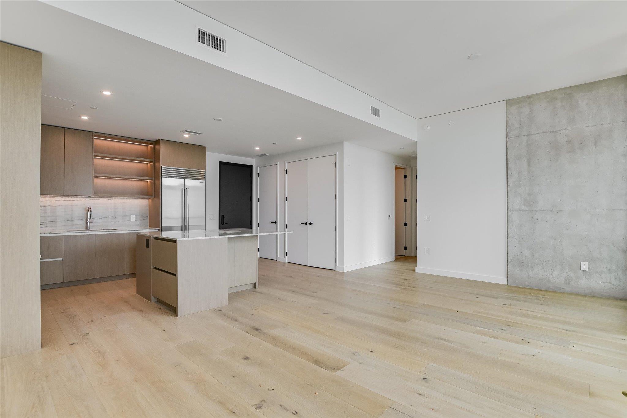 610 Davis St # 3502, Austin, TX 78701