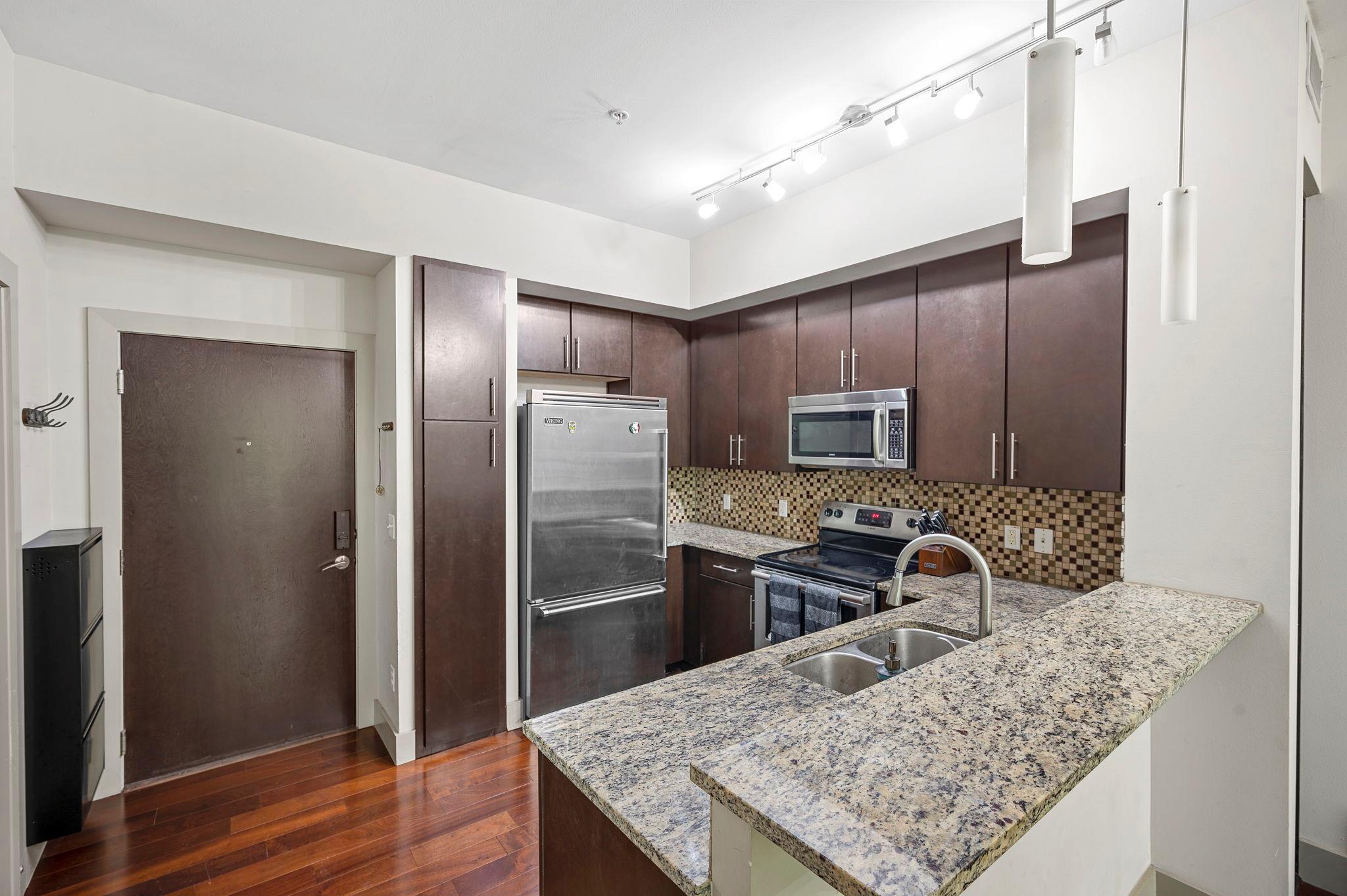 1320 Robert Browning St # 208, Austin, TX 78723