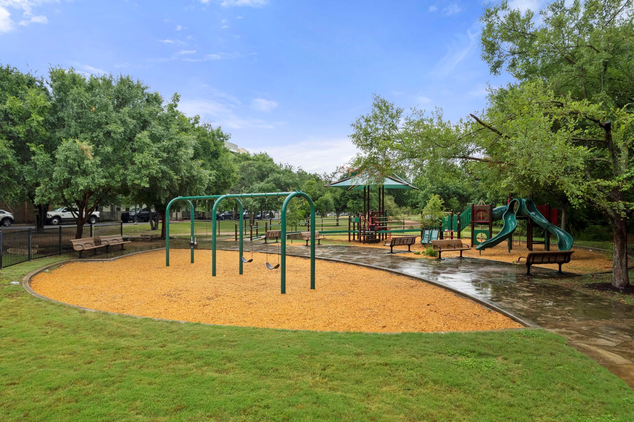 1320 Robert Browning St # 208, Austin, TX 78723