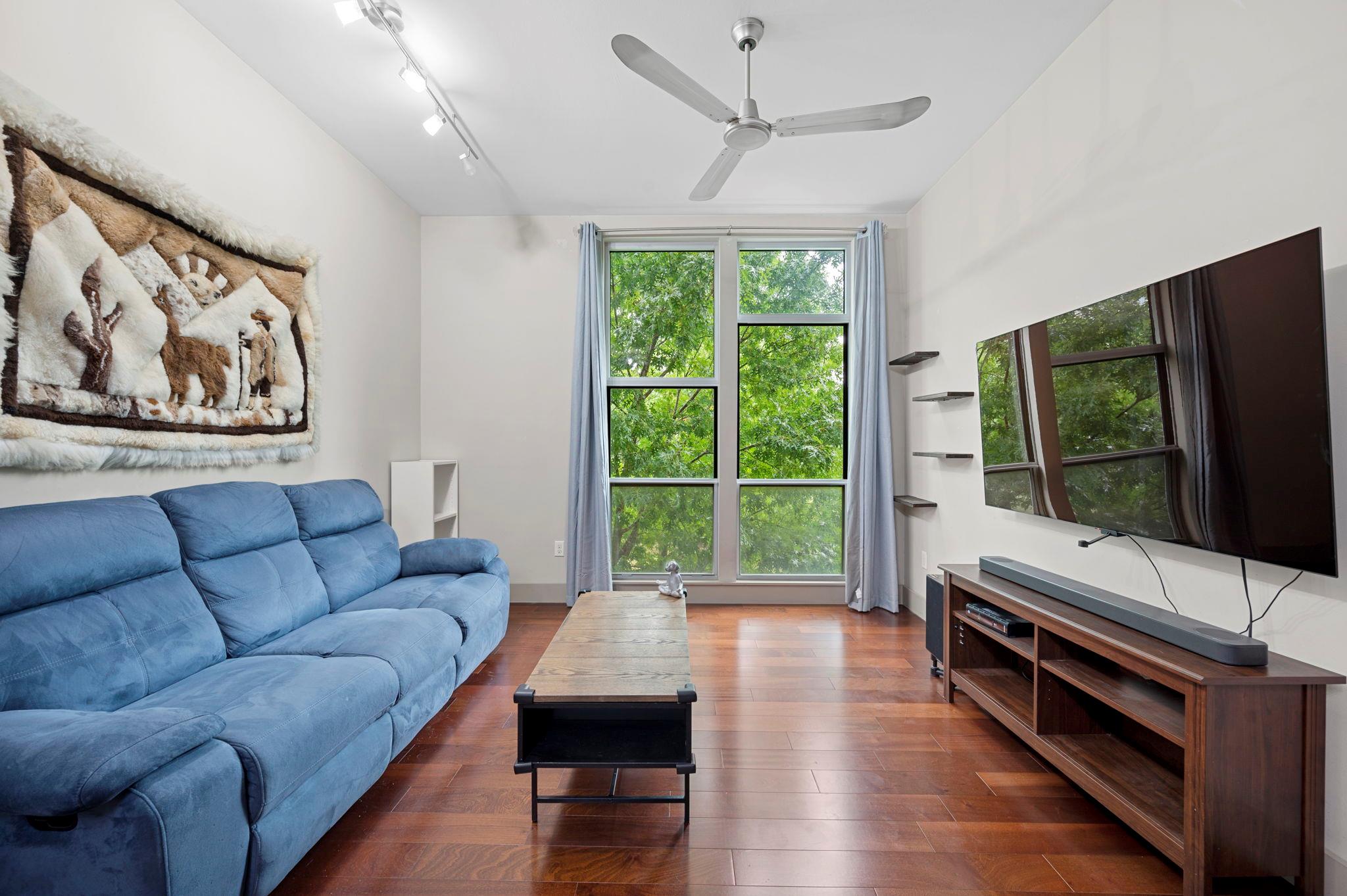 1320 Robert Browning St # 208, Austin, TX 78723