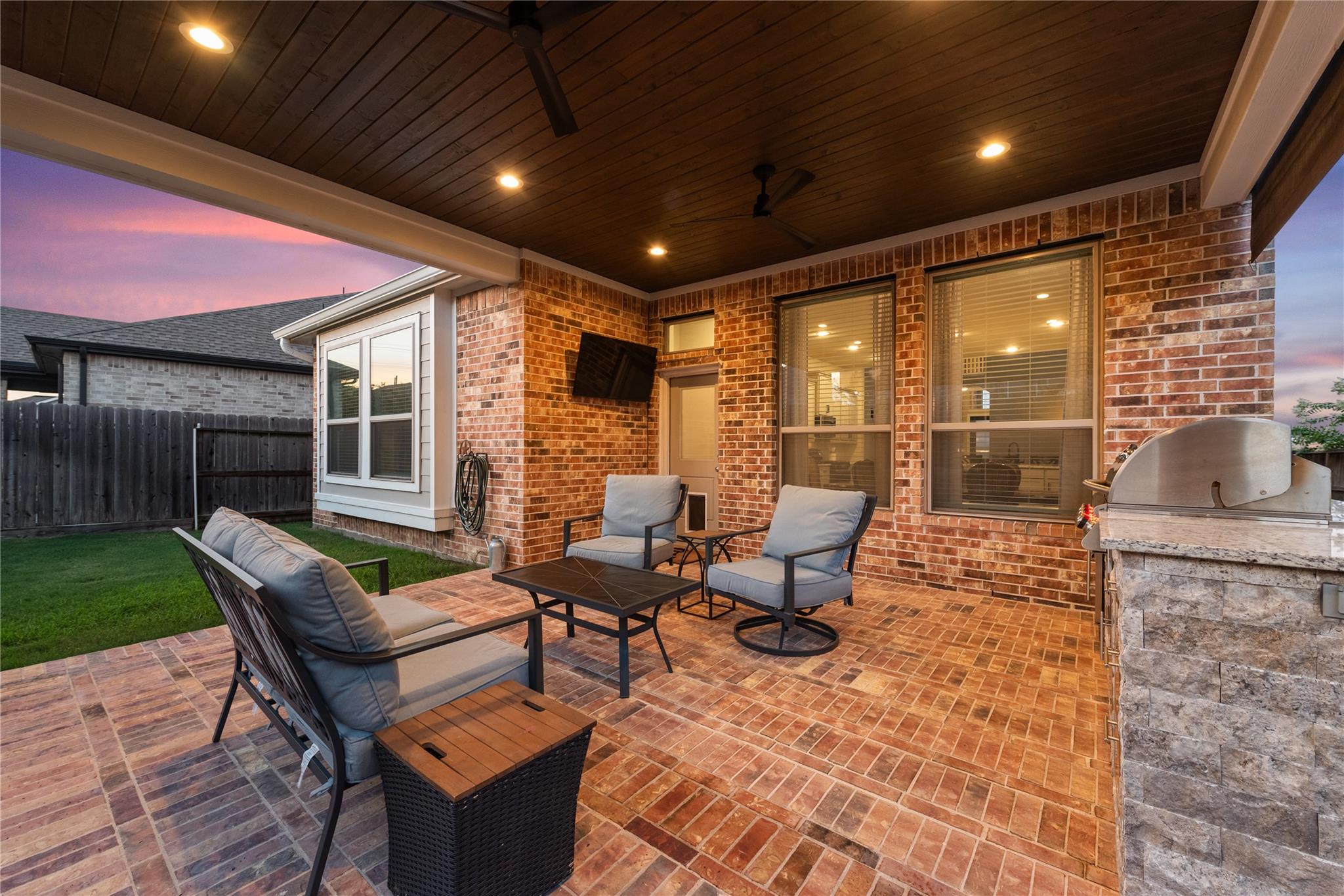 24822 Levante Dr, Richmond, TX 77406