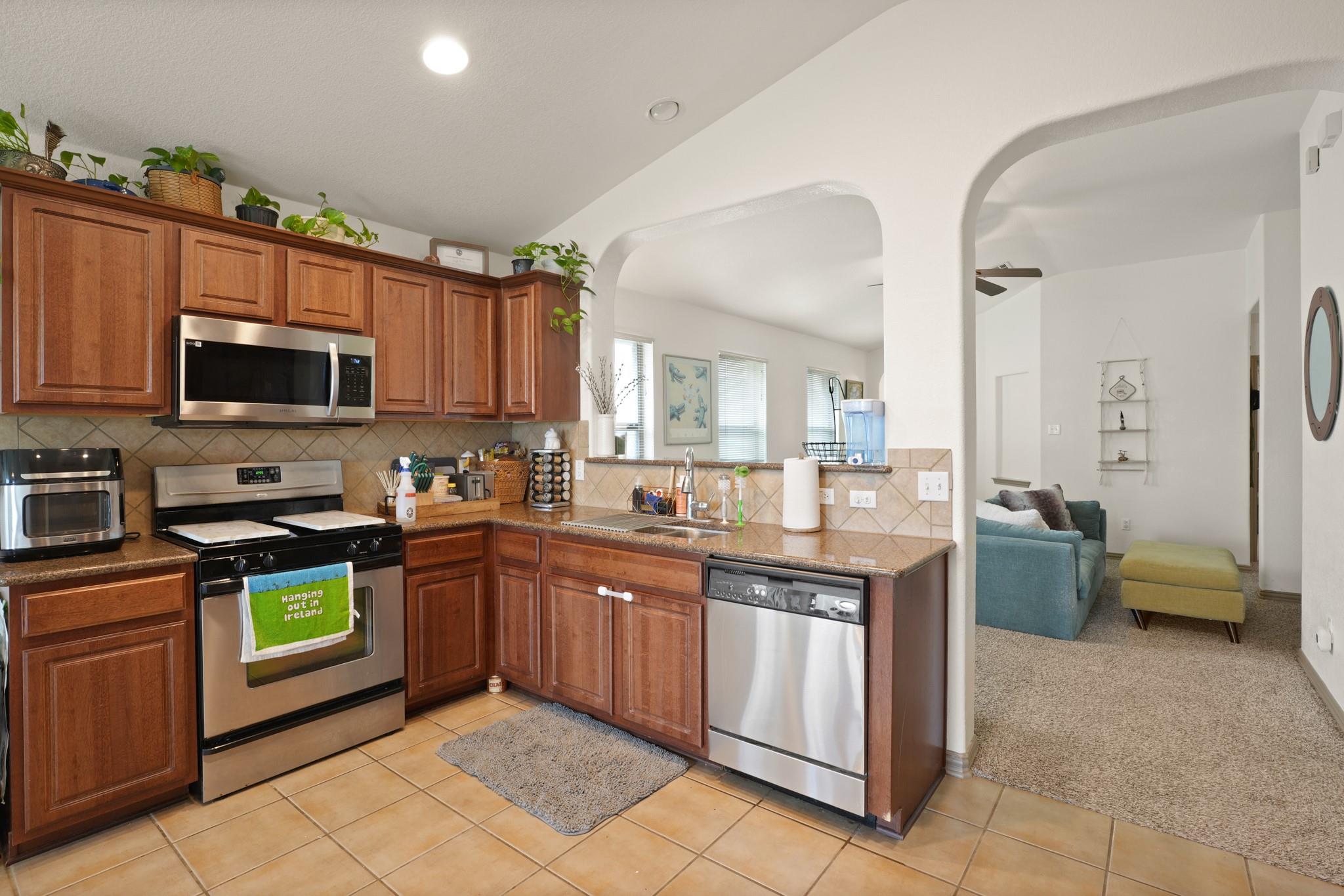 11012 Short Springs Dr, Austin, TX 78754