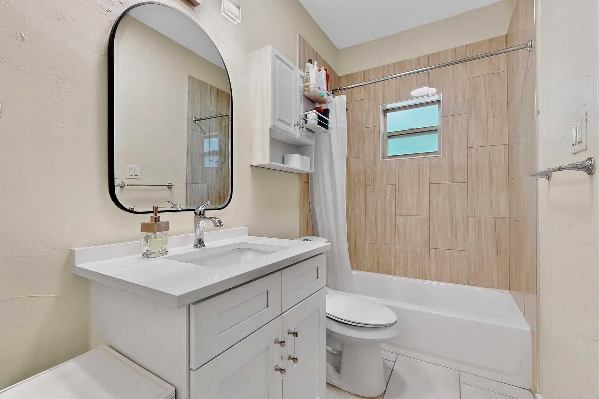 2414 Longview St # 102, Austin, TX 78705