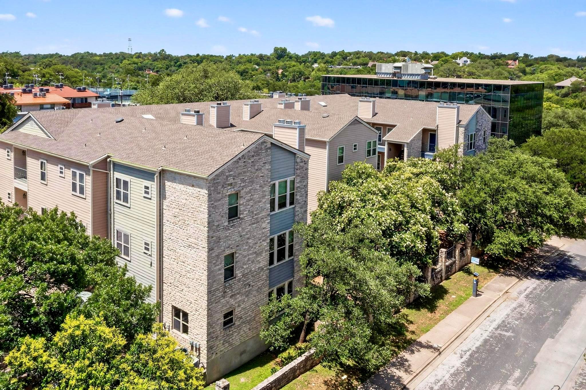 2414 Longview St # 102, Austin, TX 78705