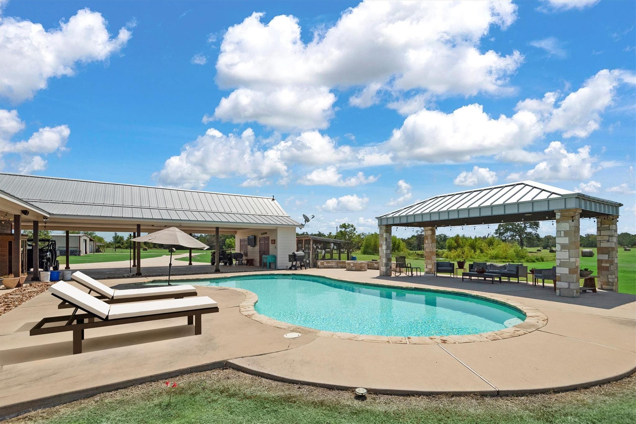 3759 CR 126, Bedias, TX 77831