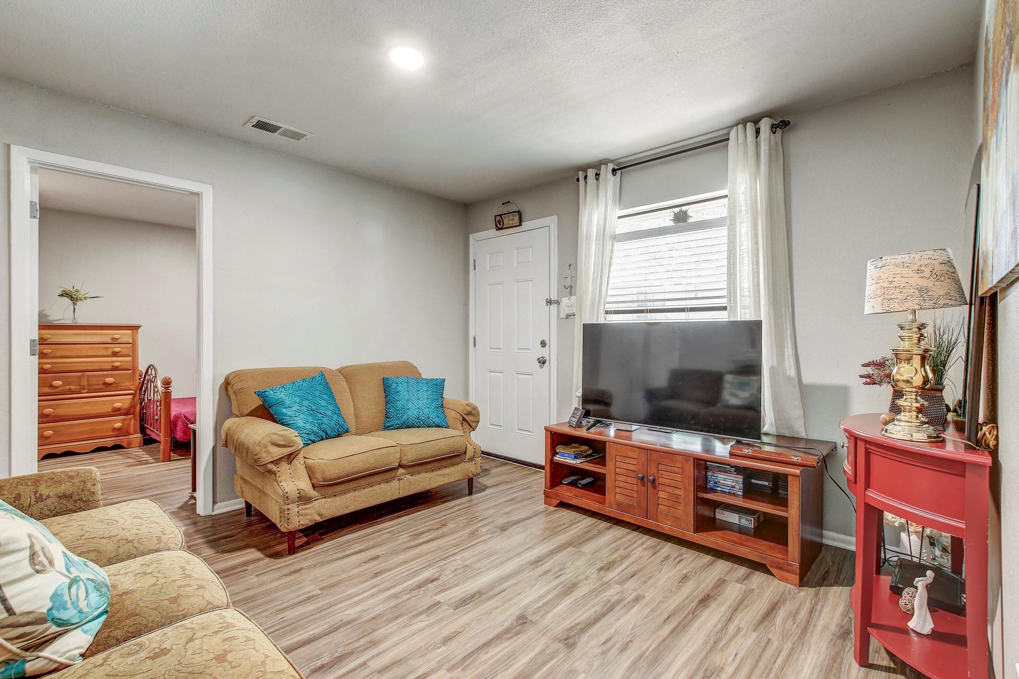 1624 Aquarena Springs Dr # B115, San Marcos, TX 78666