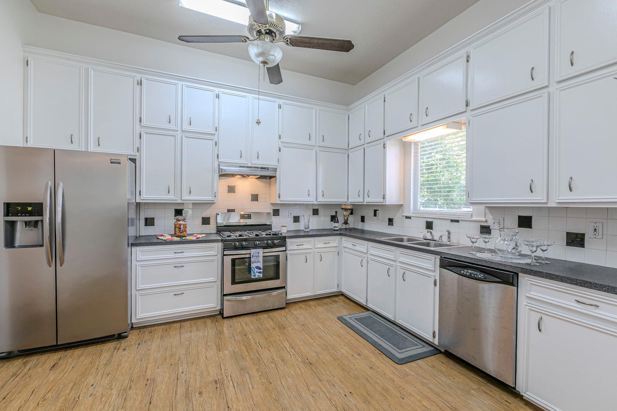 618 N Penelope St, Belton, TX 76513