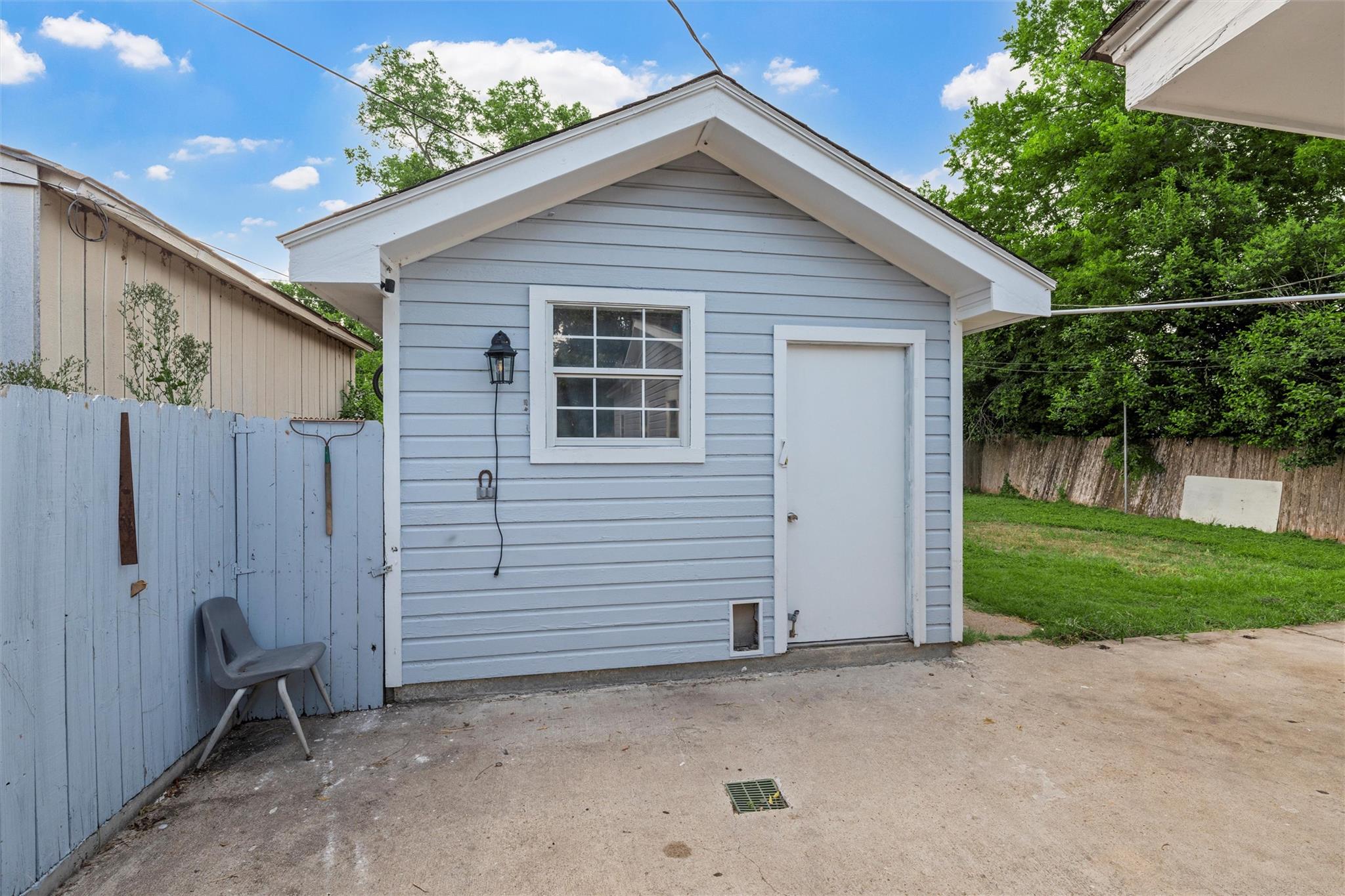 1211 S 17th St, Temple, TX 76504