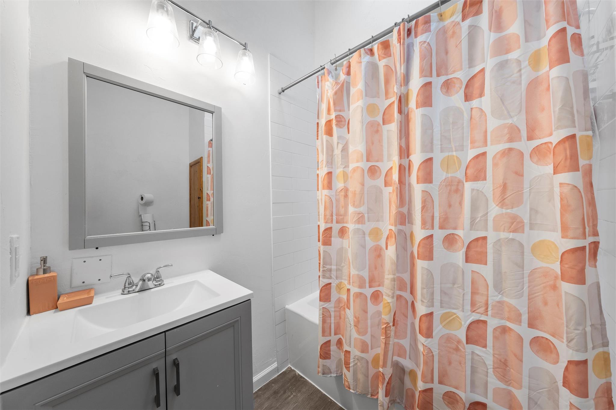 1211 S 17th St, Temple, TX 76504