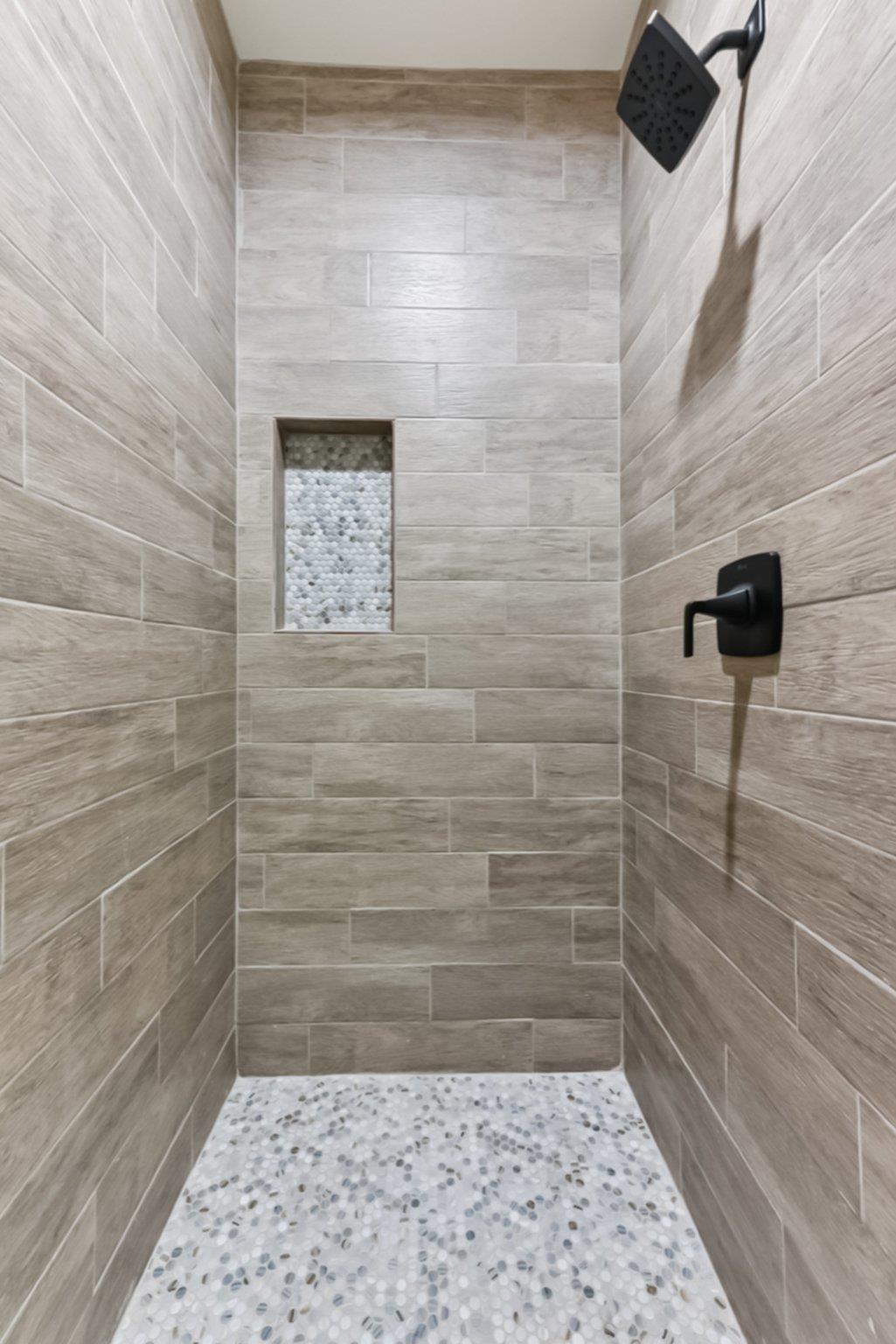 130 Mokalau Dr, Bastrop, TX 78602