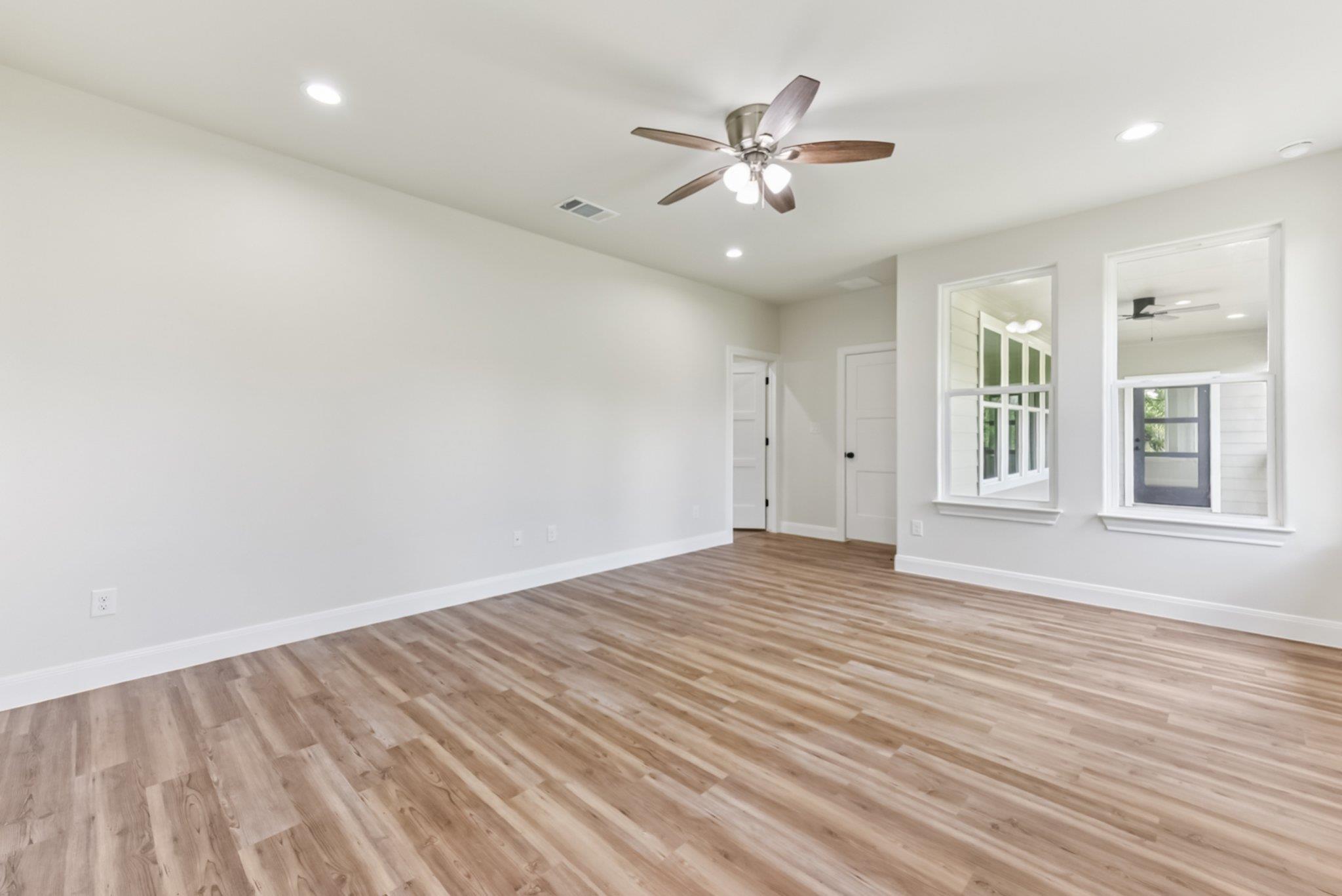 130 Mokalau Dr, Bastrop, TX 78602