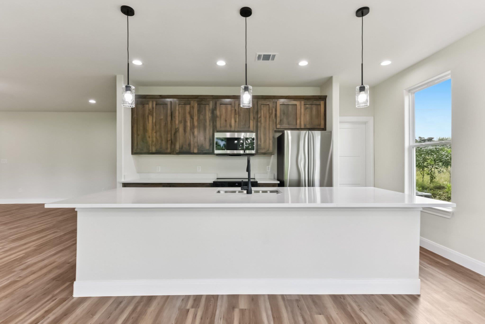 130 Mokalau Dr, Bastrop, TX 78602