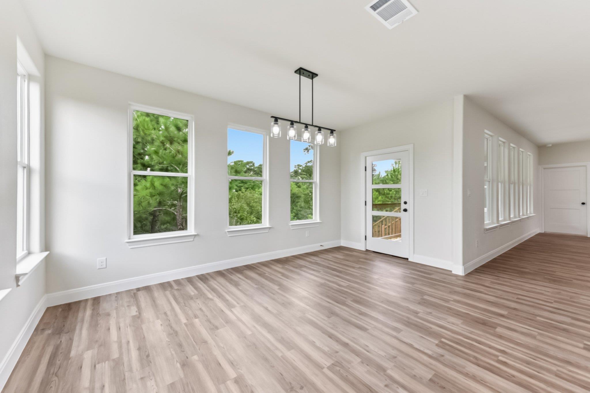 130 Mokalau Dr, Bastrop, TX 78602