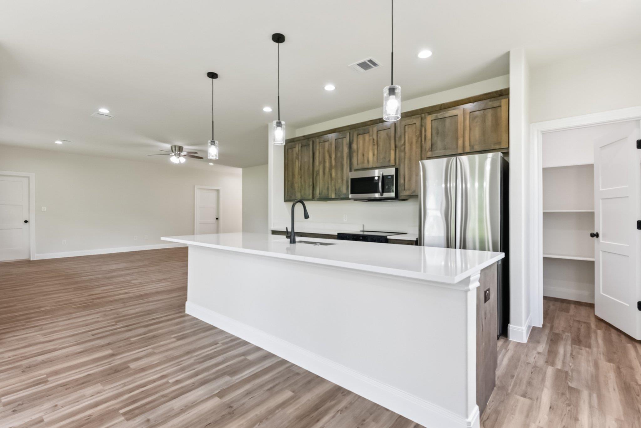 130 Mokalau Dr, Bastrop, TX 78602