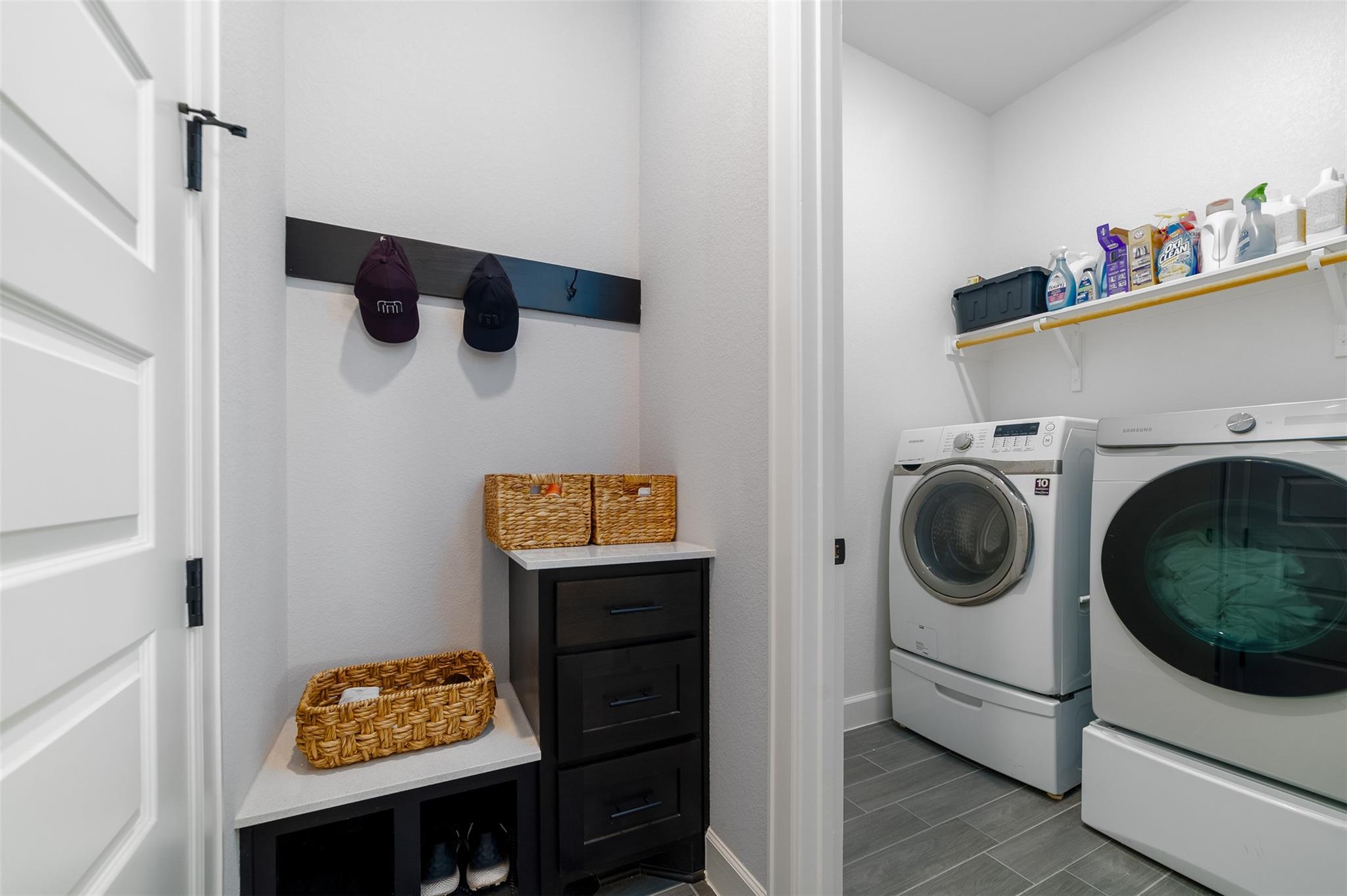 6816 Empresa Dr, Austin, TX 78738