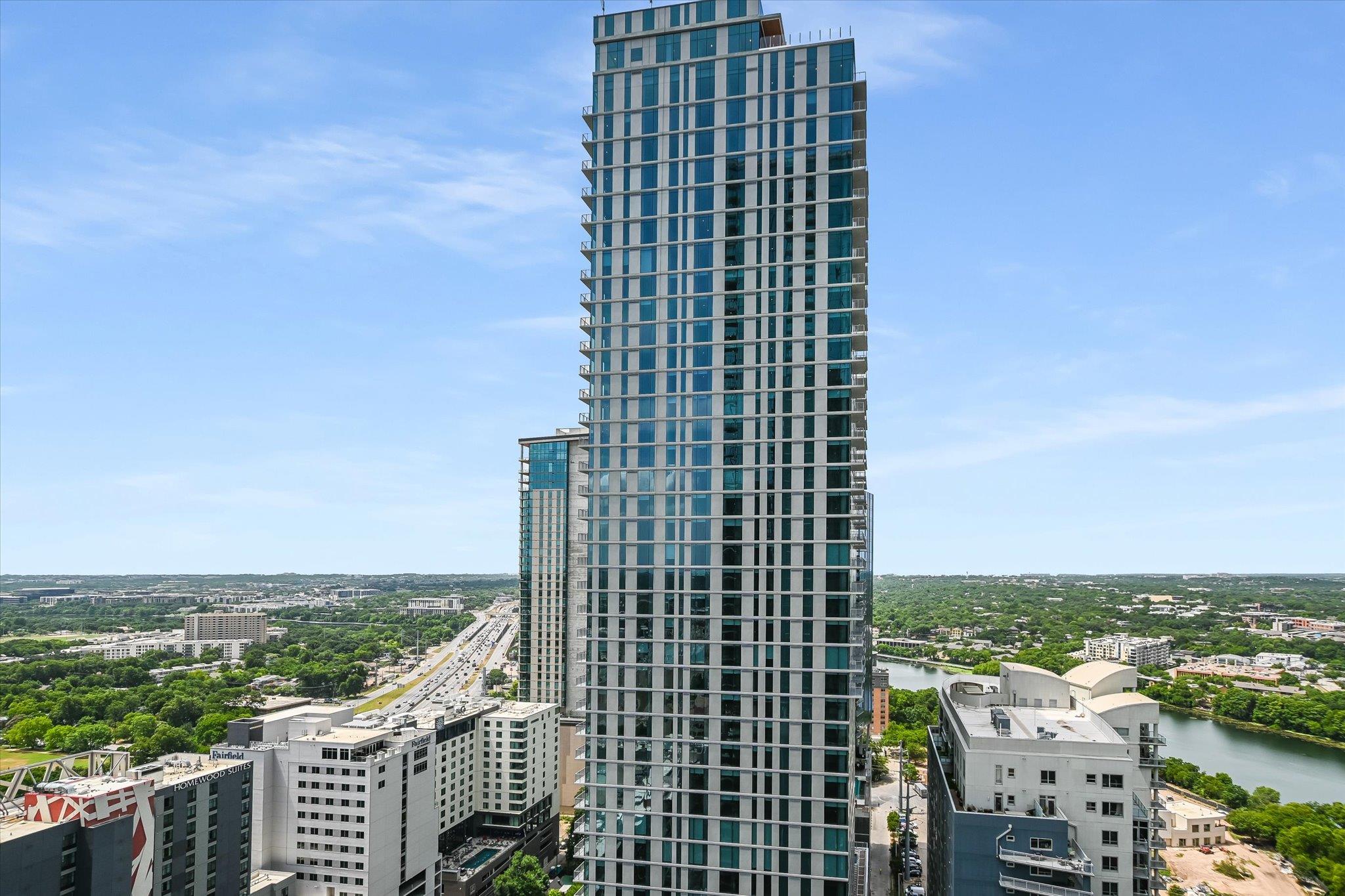 610 Davis St # 2705, Austin, TX 78701