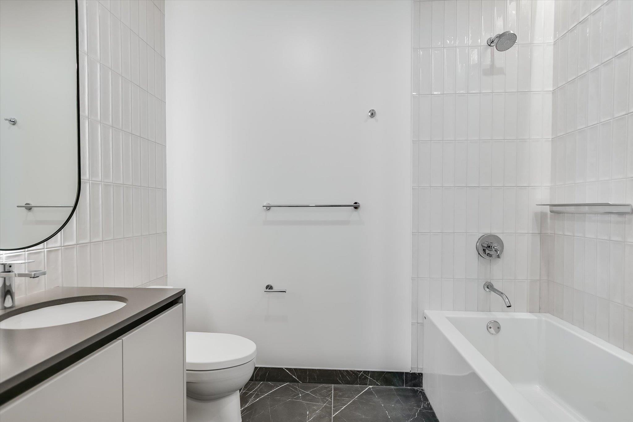 610 Davis St # 2705, Austin, TX 78701