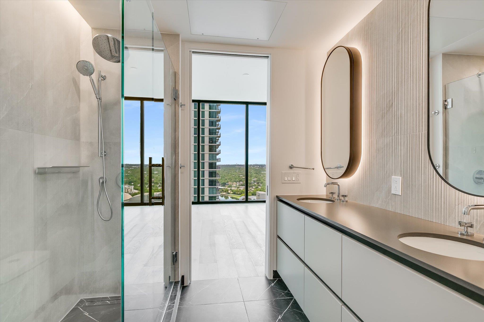 610 Davis St # 2705, Austin, TX 78701