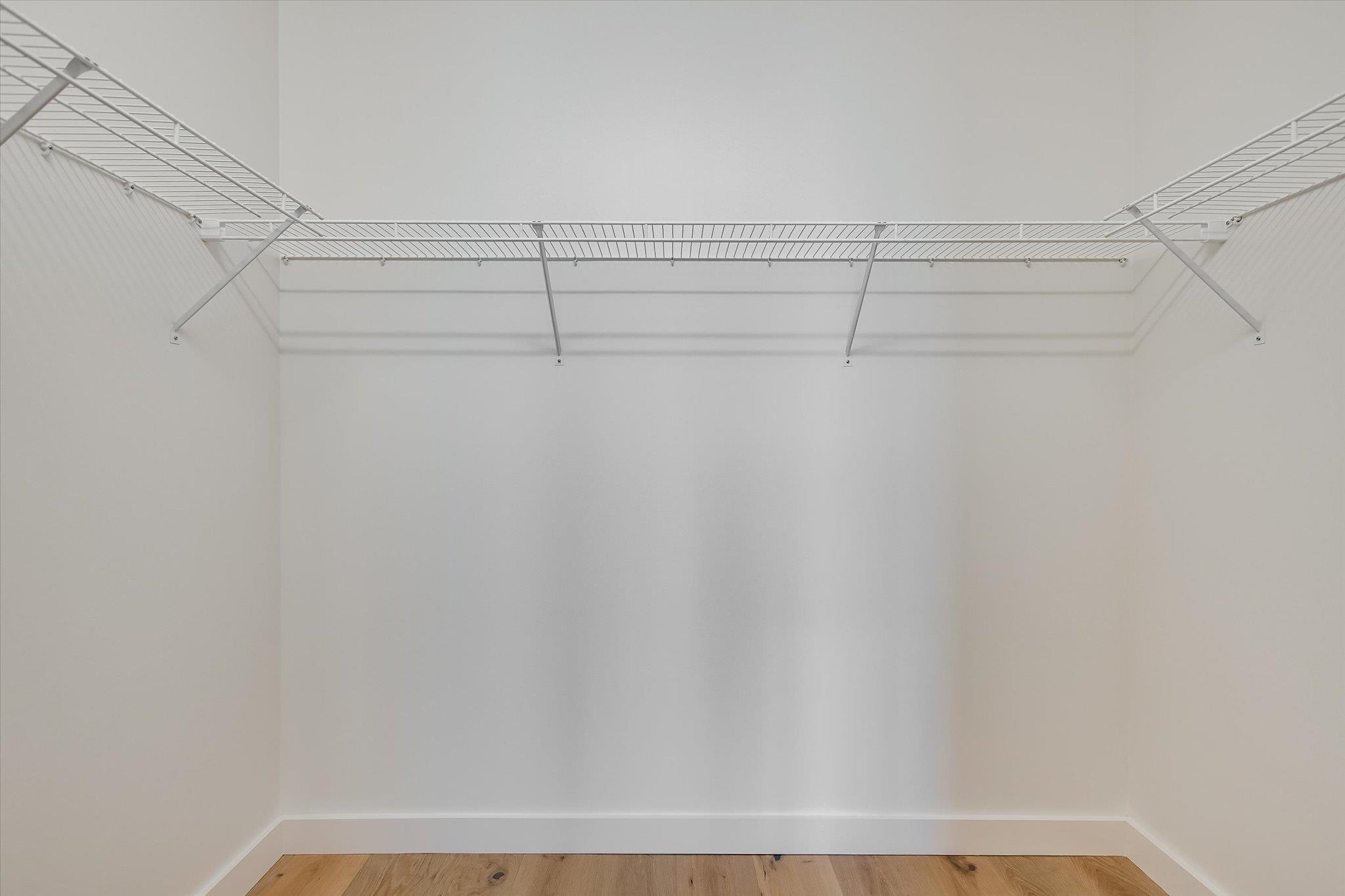 610 Davis St # 2705, Austin, TX 78701