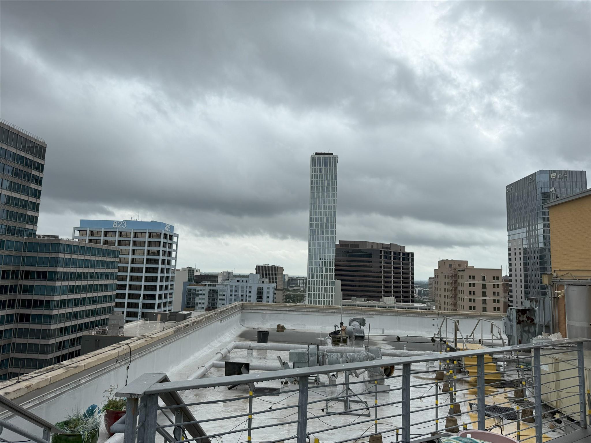 710 Colorado St # 2I, Austin, TX 78701