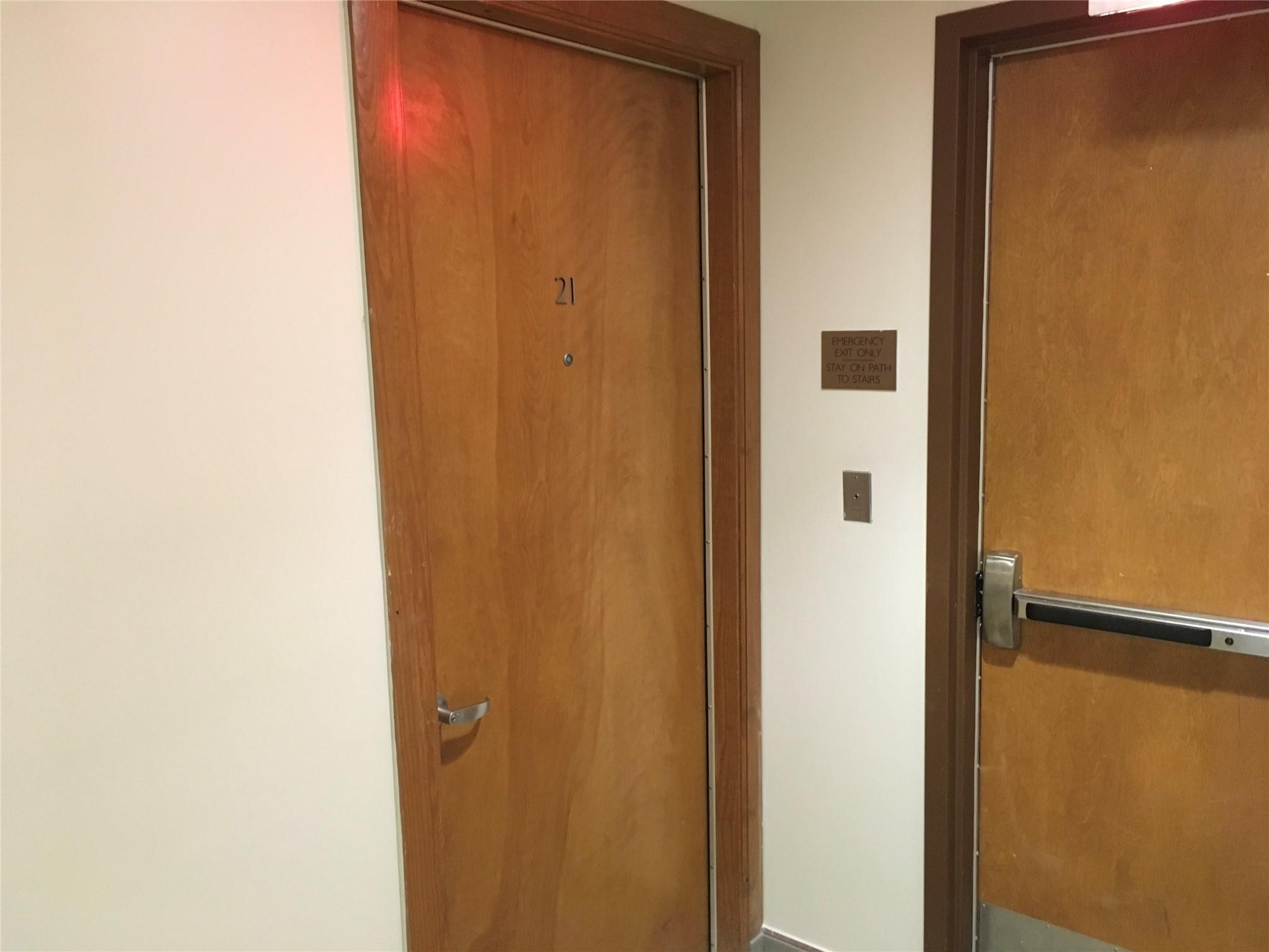 710 Colorado St # 2I, Austin, TX 78701