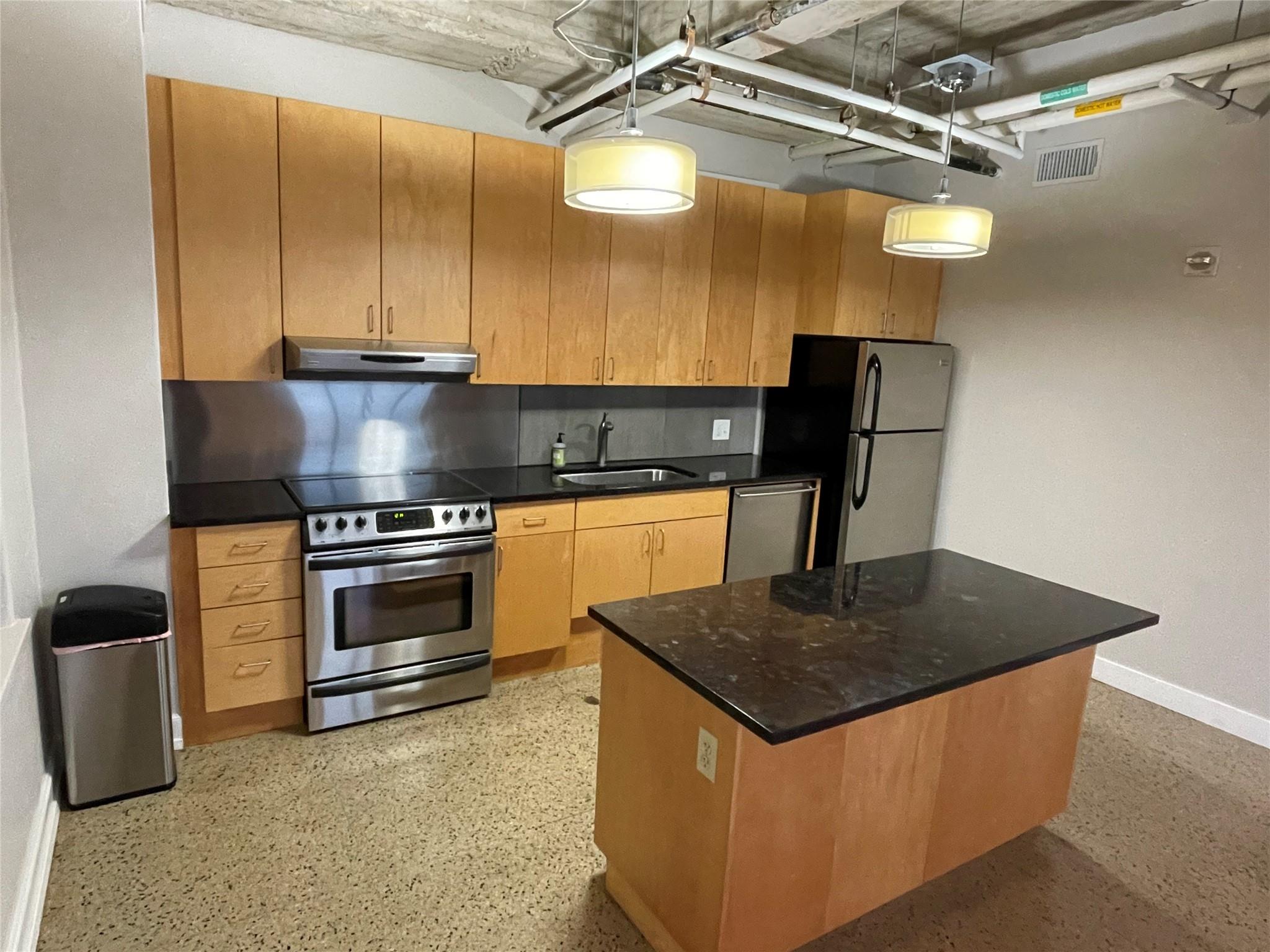 710 Colorado St # 2I, Austin, TX 78701